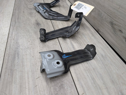 2018 - 2023 BMW X3 G01 Front Right Passenger Fender Brackets SET 7397516 B58B30M0