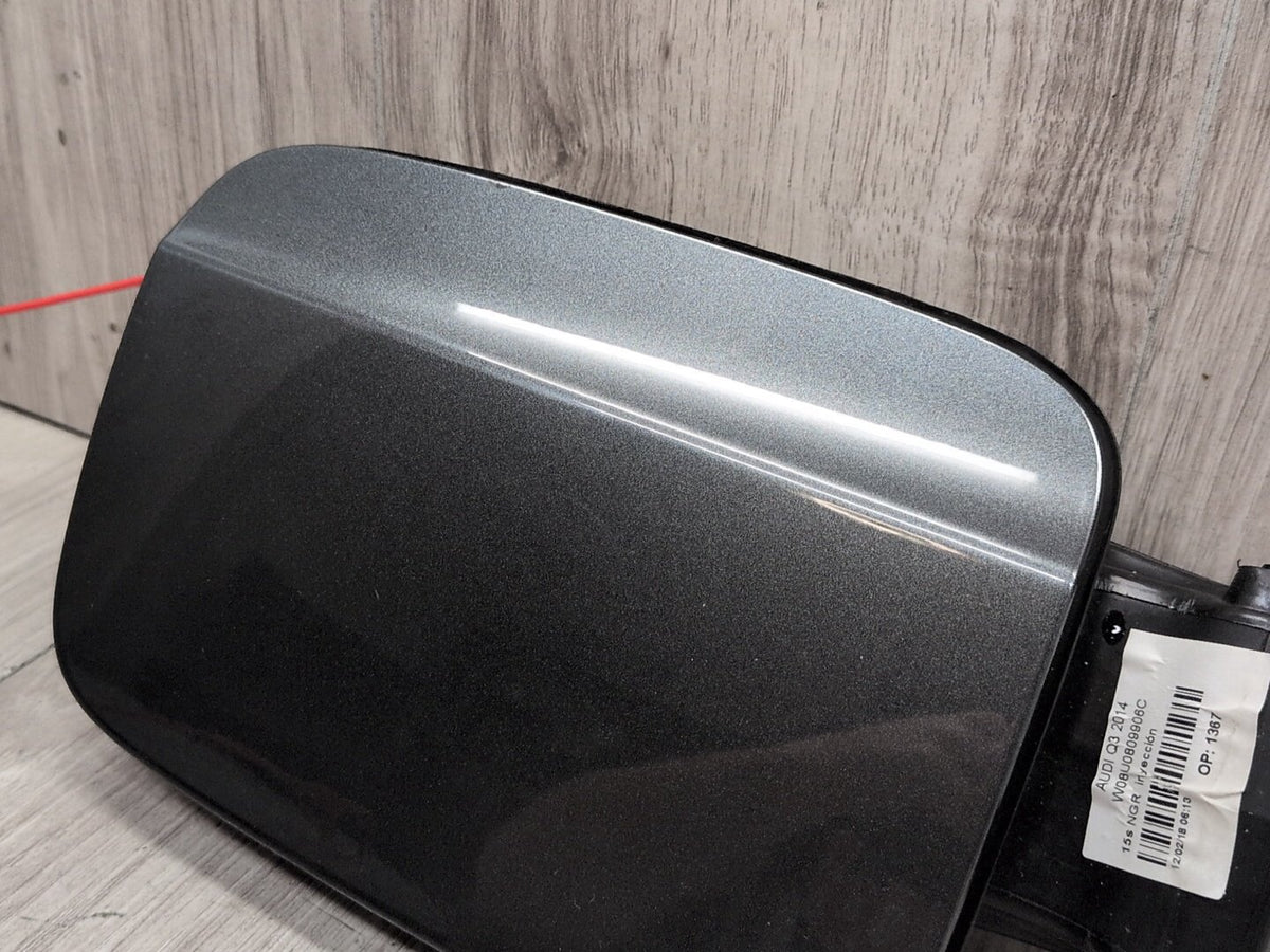 2015-2018 Audi Q3 8U Fuel Gas Tank Filler Cap 8J0010508Q OEM