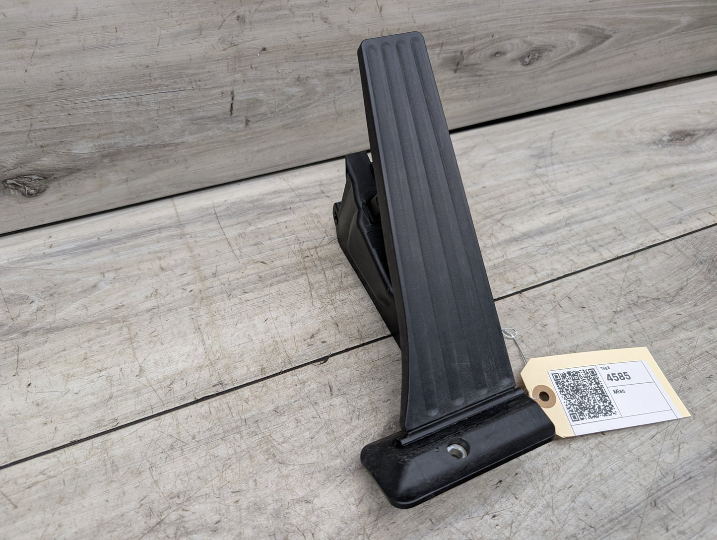 OEM BMW F15 F22 F25 F30 F36 F80 G01 G05 G20 X3 X5 Accelerator Throttle Gas Pedal