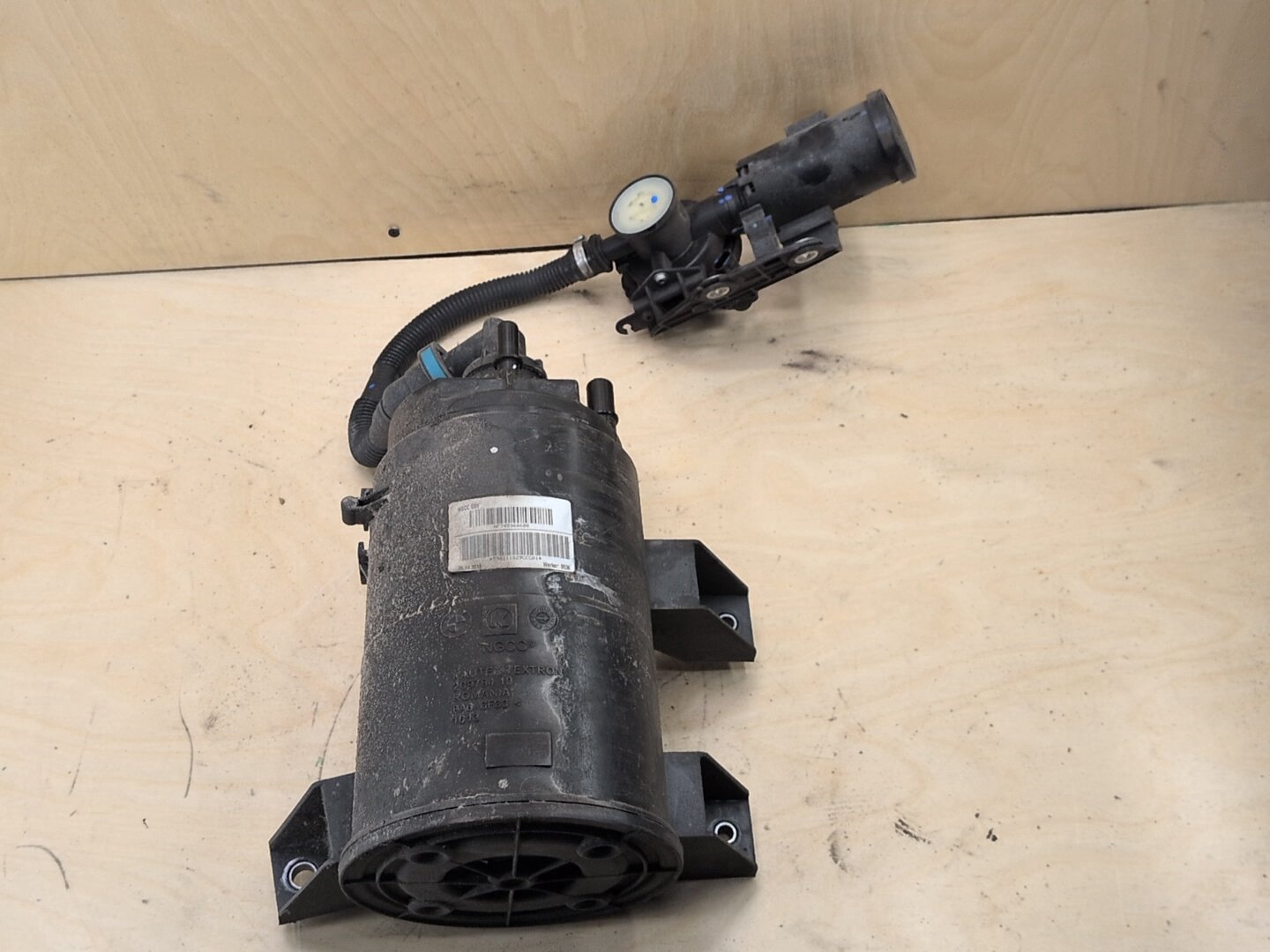 OEM BMW G01 G02 F97 X3 X4 Charcoal Filter Fuel Tank Vapor Evaporator Canister