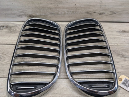 2016-2022 BMW 750Li G12 Front Left Right Upper Bumper Cover Kidney Grilles SET 7357012