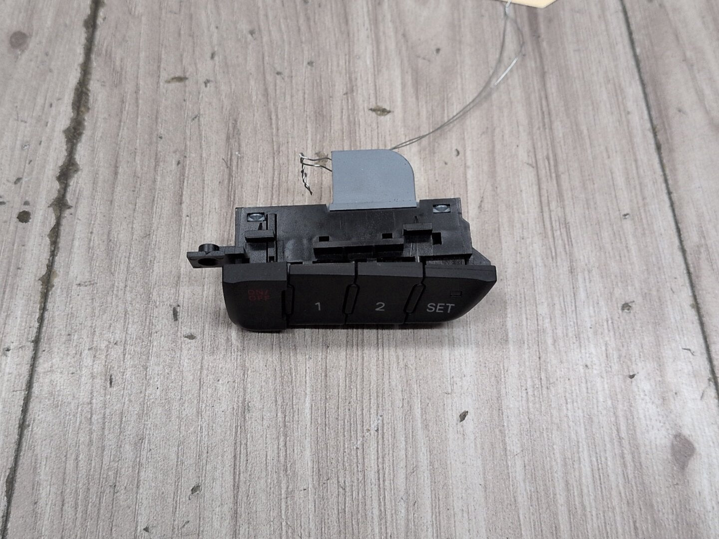 2008 - 2017 Audi S5 8T Front Left Driver Seat Memory Switch 8T0959769