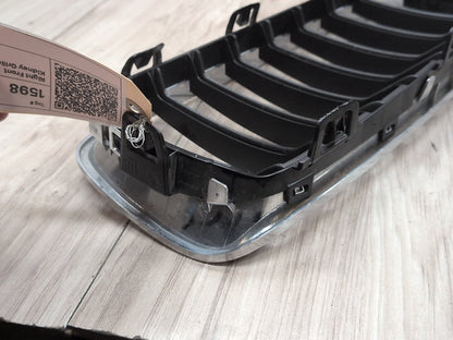 2014 - 2015 BMW 440i F36 Front Right Passenger Upper Bumper Cover Kidney Grille 7294817 B58B30M0