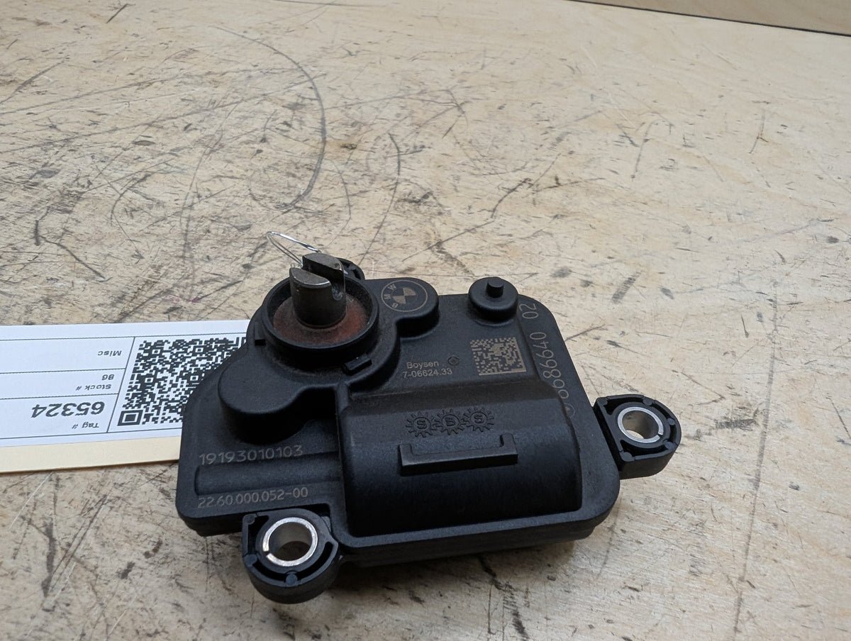 2019-2026 BMW M340i G20 Muffler Exhaust Flap Actuator 8686640 OEM