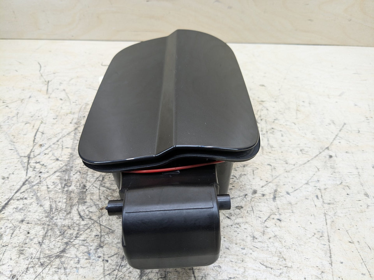 2012-2018 Audi A6 C7 Gas Cover Assembly 4G0809906 OEM