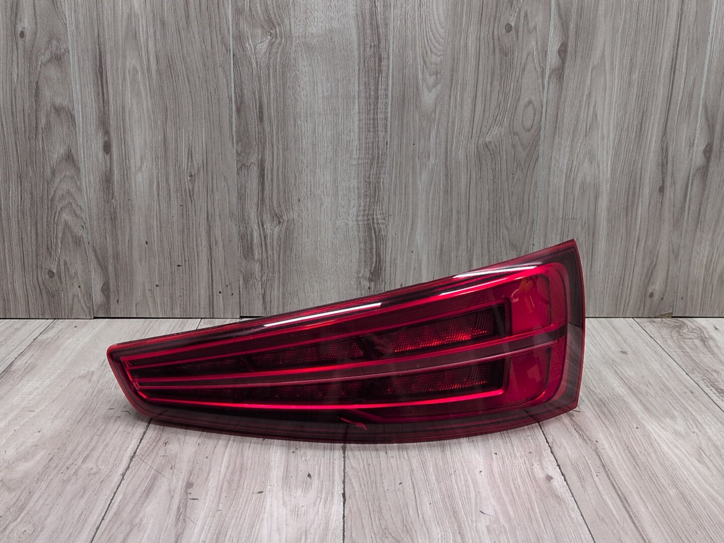 2015-2018 Audi Q3 8U Rear Right Passenger Outer Tail Light 8U0945094AB