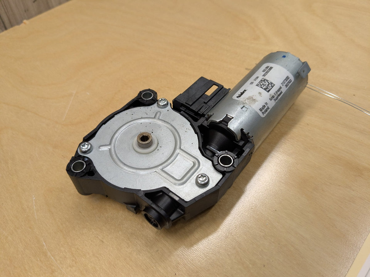 2022-2026 BMW 430i G26 Sunroof Sun Roof Glass Motor 7424804 OEM