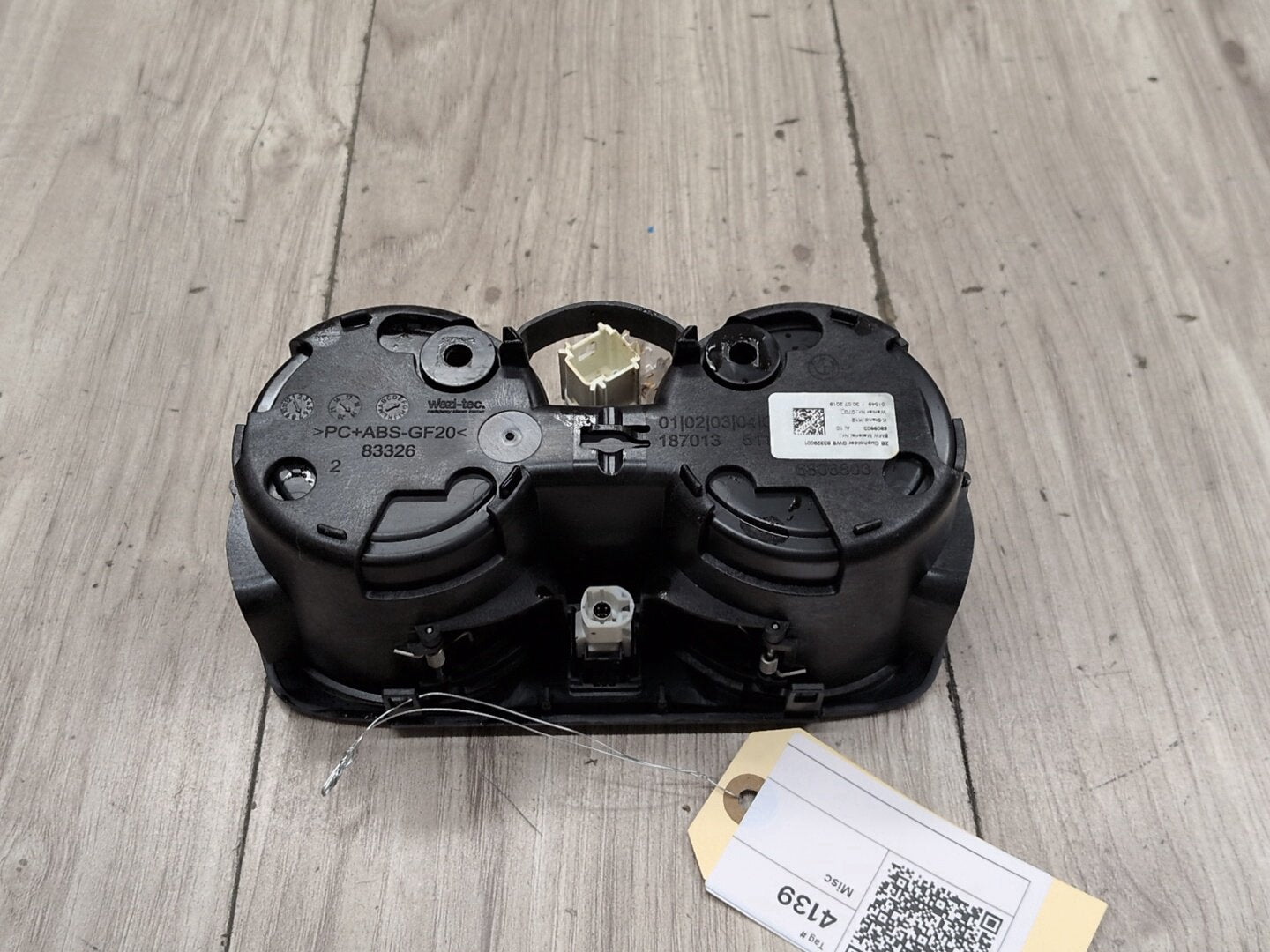 OEM BMW G20 G22 G26 G42 G80 G82 M3 Center Console Cup Holder Storage Compartment