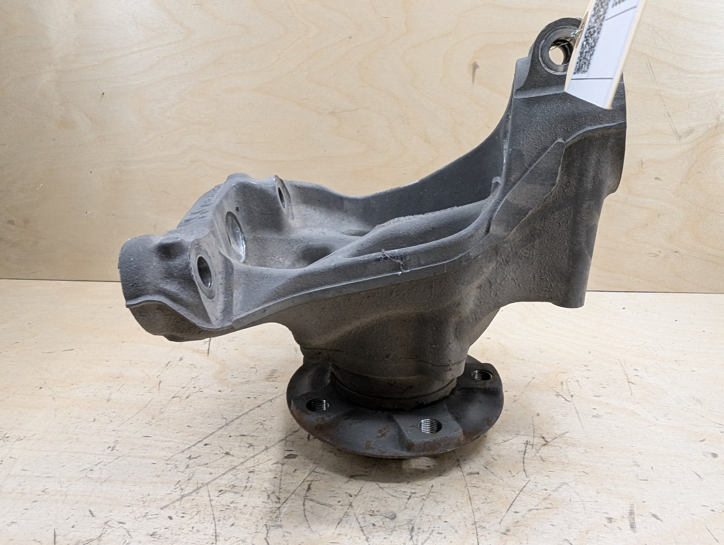 2012-2018 BMW 320i F30 Front Left Driver Spindle Knuckle w/ Bearing 6792287