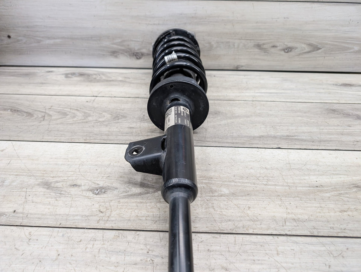 2017-2023 BMW 530i G30 Front Right Passenger Spring Strut Shock Absorber 6866592