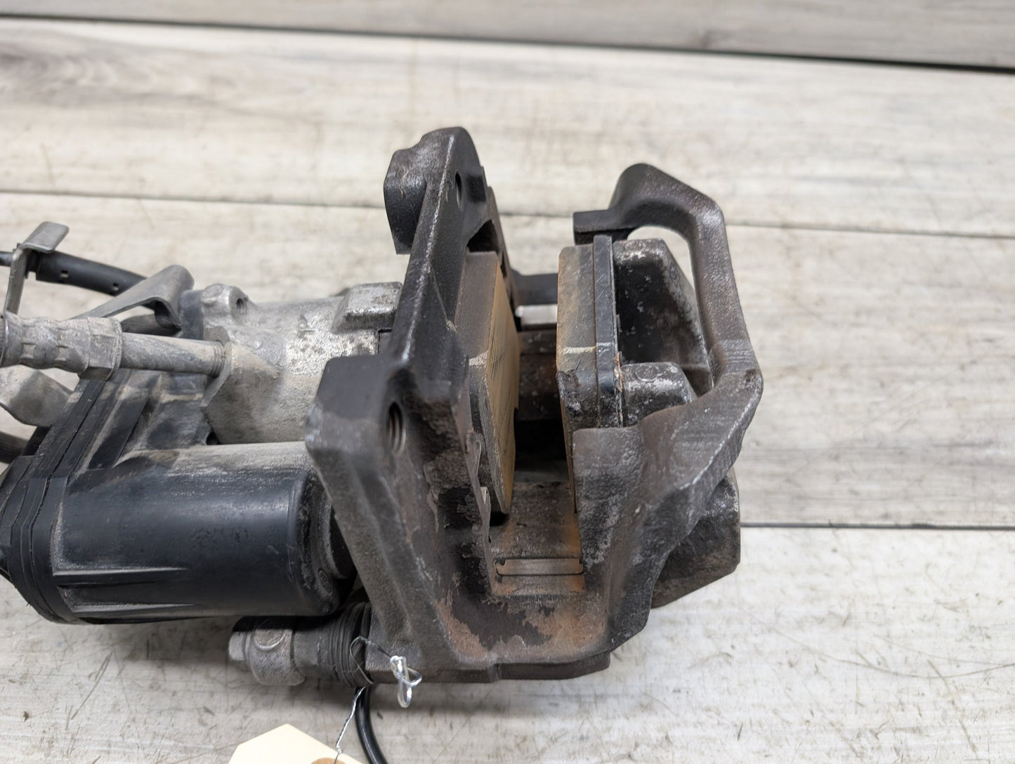 OEM BMW G20 G22 G23 G26 G42 330 M340 430 440 REAR Right Passenger Brake Caliper