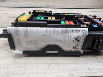 2014 - 2019 BMW 340 F34 Rear Power Distribution Fuse Box 9389070 B58B30M0