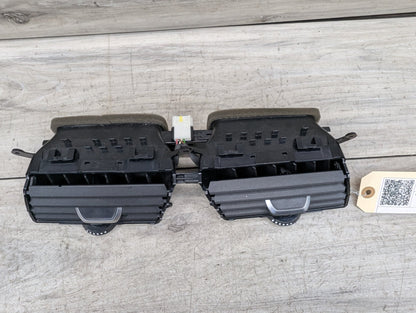 OEM BMW F90 G30 G31 G32 530 540 M550 M5 Center Dashboard AC Heat Fresh Air Vents