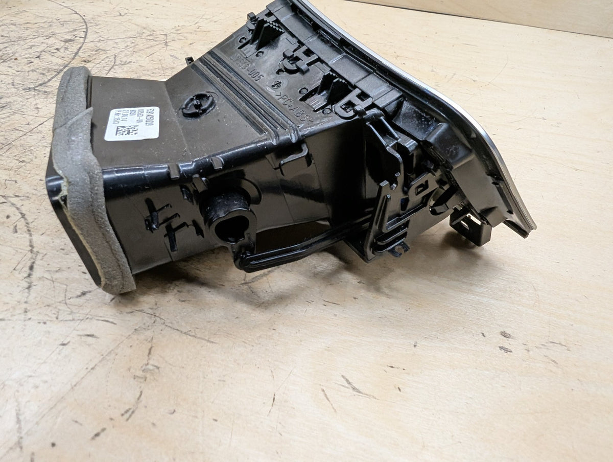 2010-2017 BMW 535i GT xDrive F07 Dashboard Dash Board Left Driver Air Vent 9142582 OEM