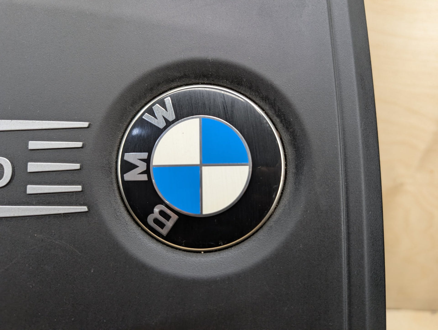 2012-2018 BMW F30 328i N20B20O0 Engine Cover 7636731