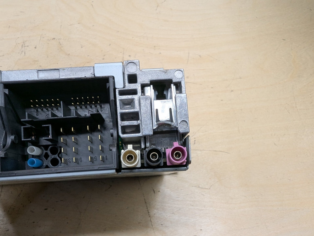 2012-2018 BMW 320i F30 Car Stereo Radio Reciever Headunit Head Unit 9139901 OEM
