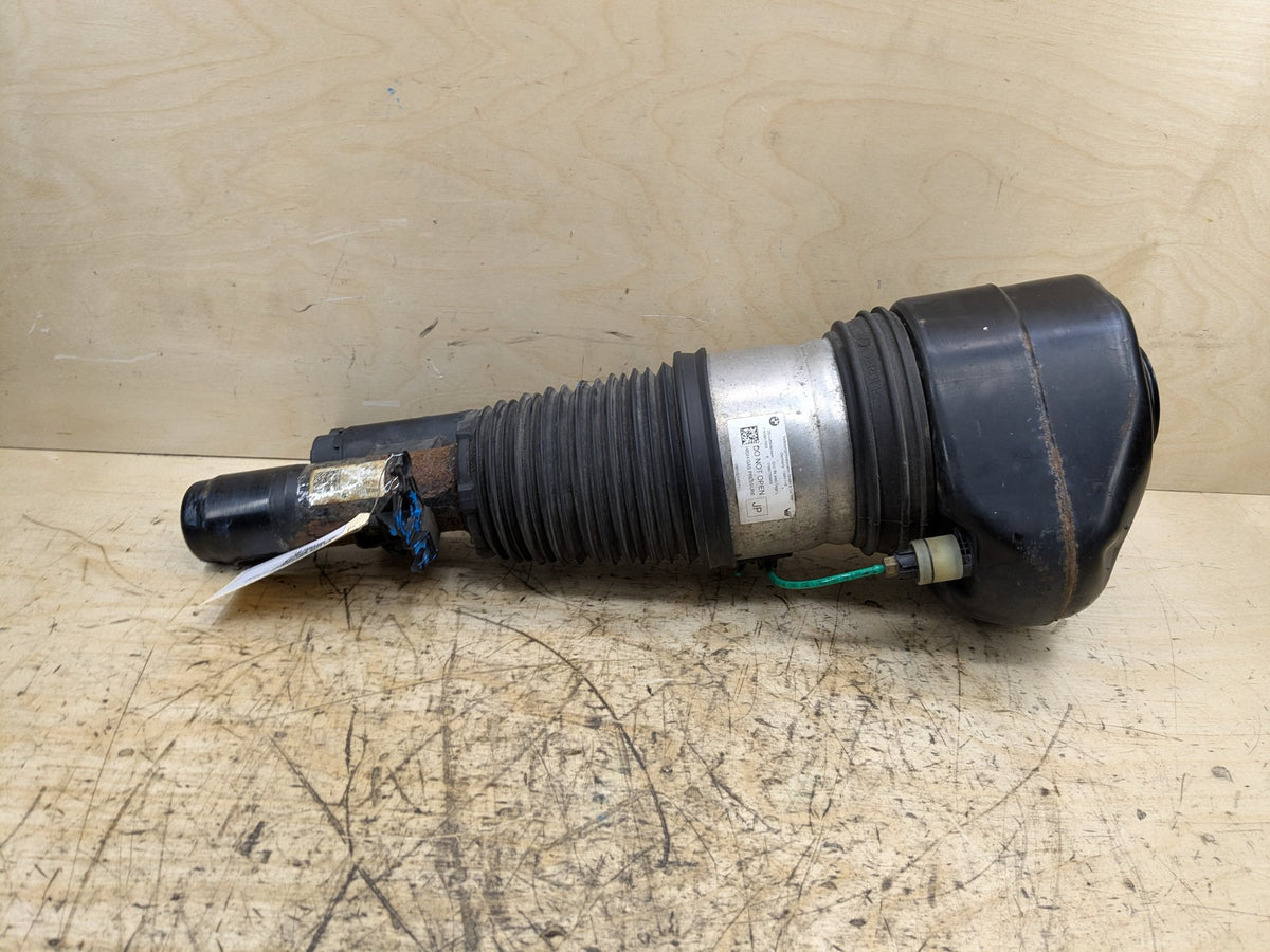 16-21 OEM BMW G12 750 AWD Front Left Driver Air Suspension Strut Shock