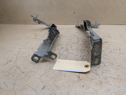 2011-2017 Audi 8T RS5 Front Left Right Fender Bracket Support Mount SET 8T0821136D