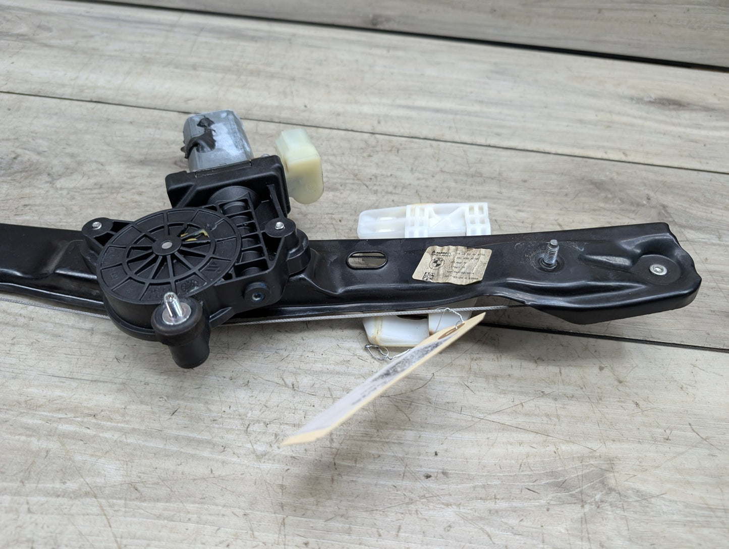 2012-2018 BMW 340i F30 Rear Right Passenger Door Window Glass Regulator w/ Motor 7351050
