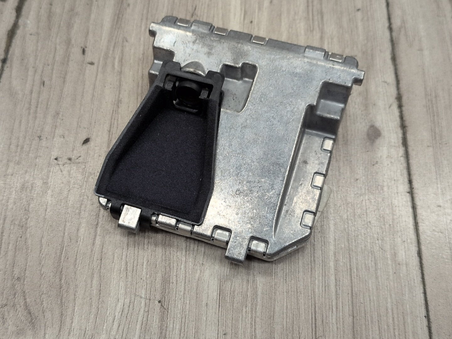 2009-2012 Mercedes-Benz E550 W212 Lane Assist Control Switch A0009050338 OEM