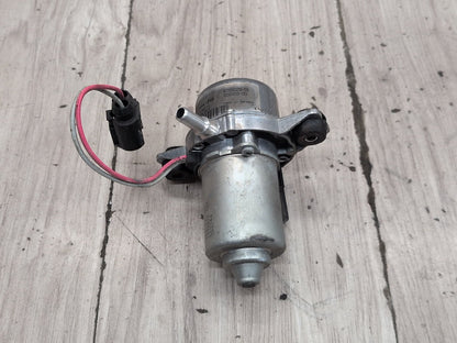 2004-2010 BMW E64 M6 S85B50A Engine Motor Vacuum Pump 6769029