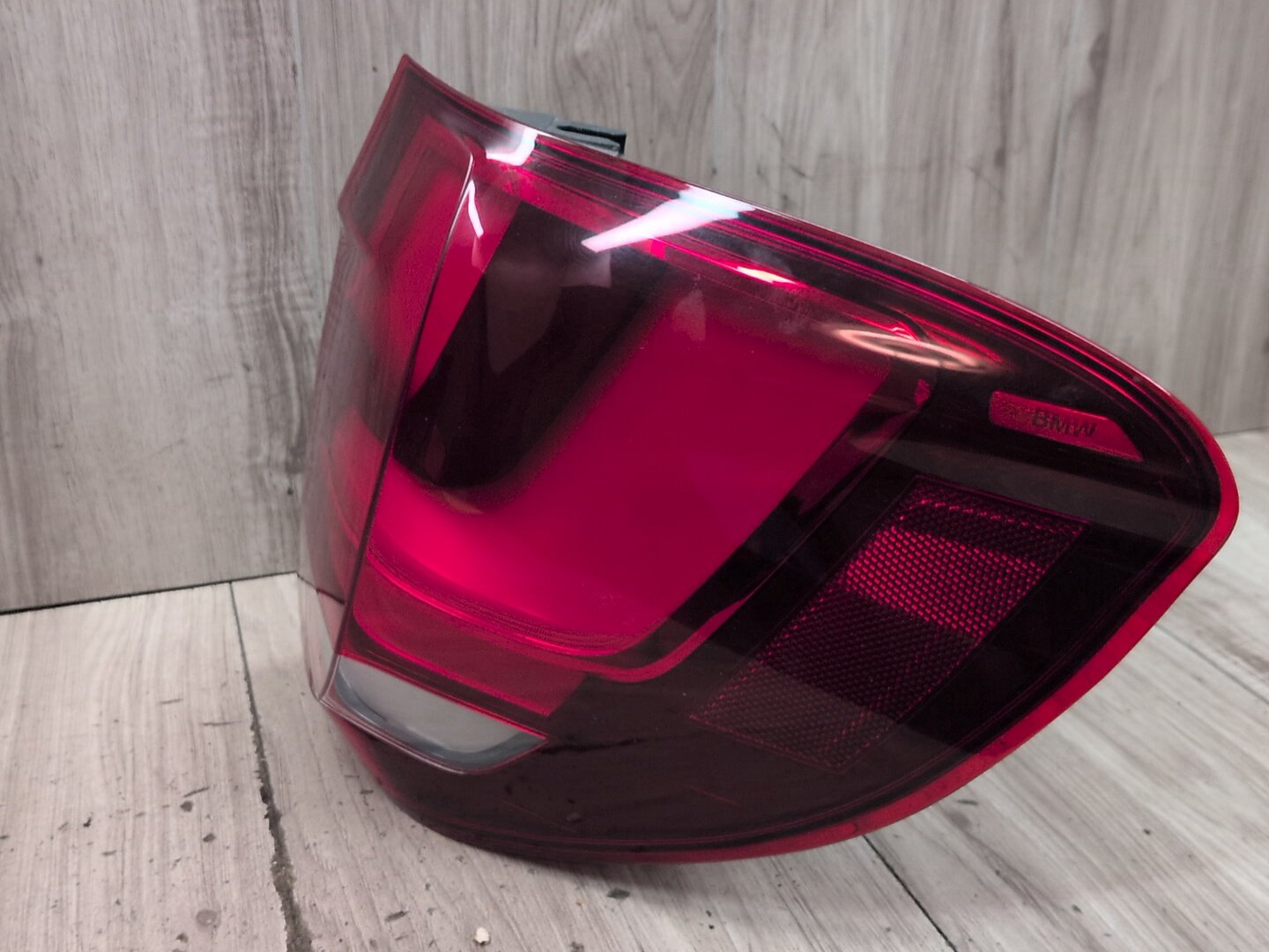 14-18 BMW OEM F15 F85 X5 X5M Rear Right Passenger Side Outer Stop Tail Light