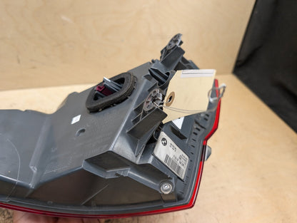 16-19 OEM BMW G11 G12 740 750 M760 B7 Rear Left Driver Outer LED Tail Light