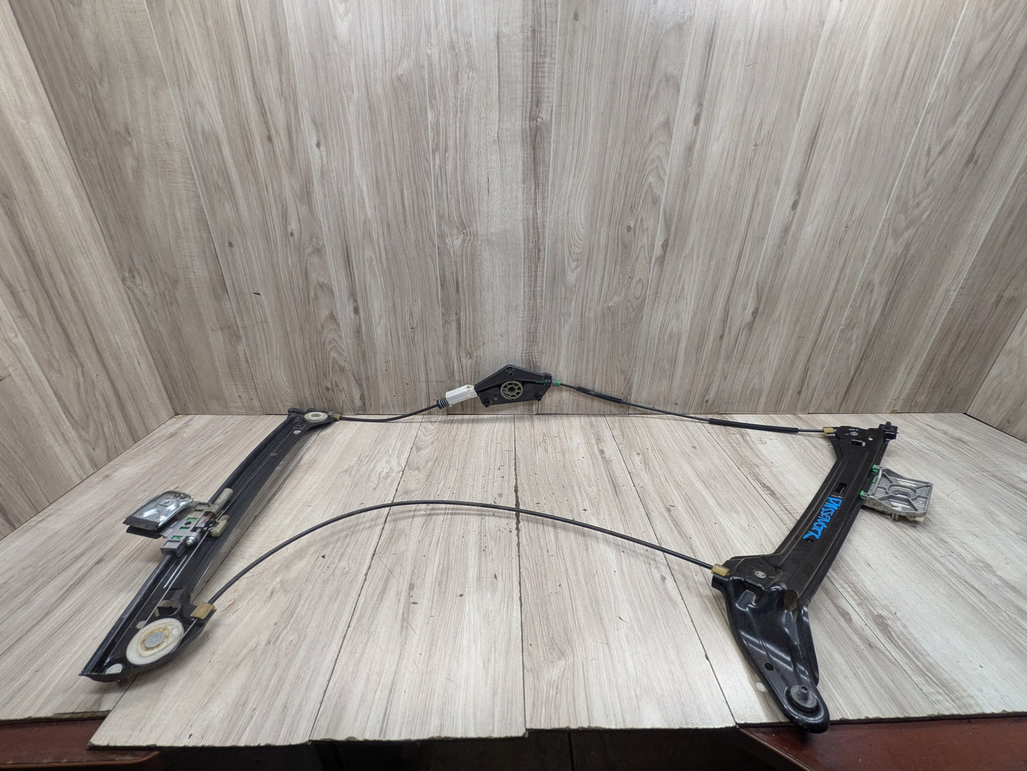 2008-2017 Audi S5 8T Front Right Passenger Door Window Glass Regulator w/ Motor 8F0837462C