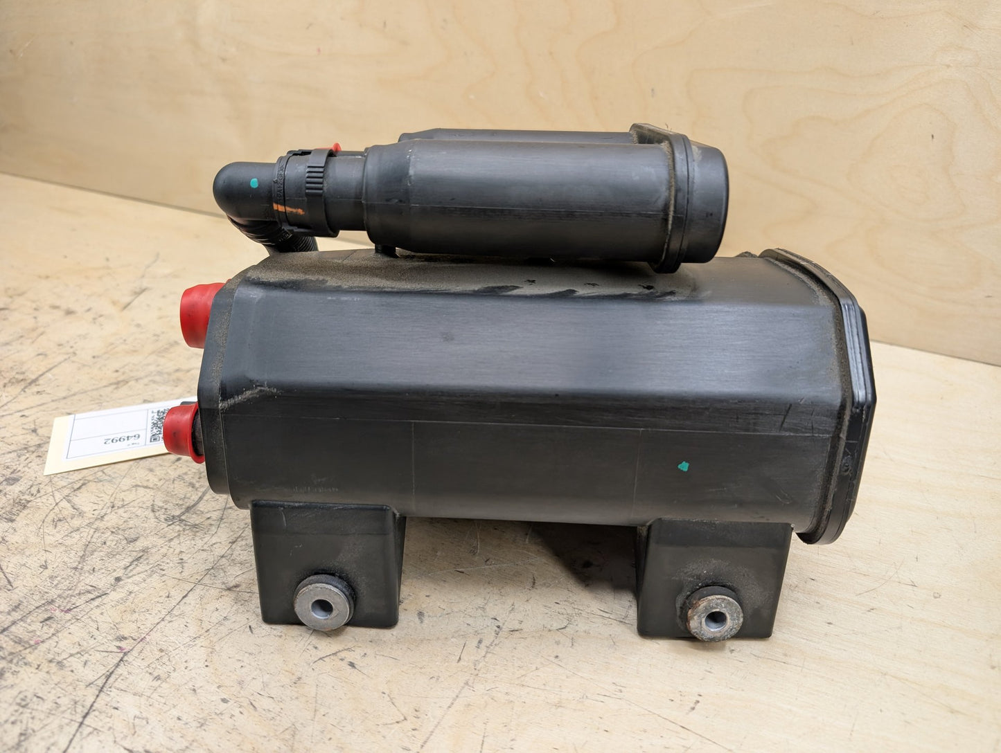2011-2016 BMW X3 F25 Fuel Vapor Charcoal Canister 7318338