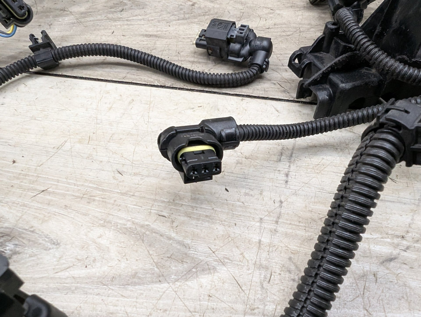 2019 - 2026 BMW 330i G20 Engine Motor Wiring Wire Harness 5A01D59 B46B20O1