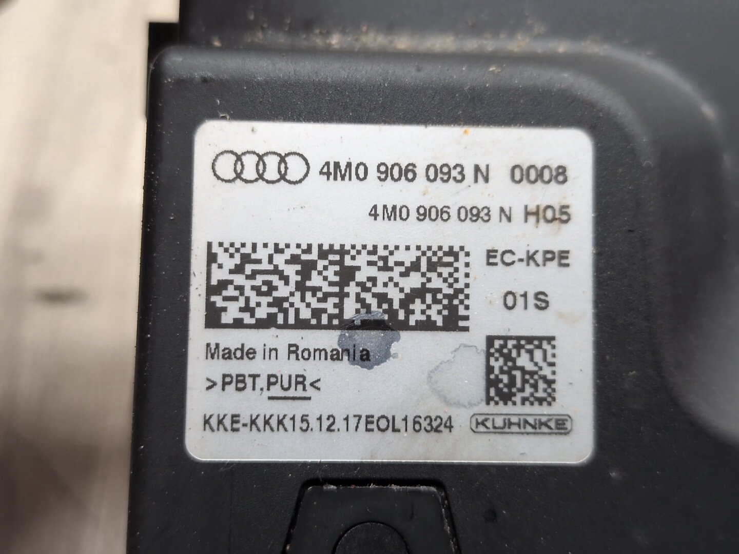2018-2023 Audi S4 B9 EKP Fuel Pump Module 4M0906093N