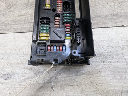 2011-2016 BMW 535i F10 Front Power Distribution Fuse Box 9210861