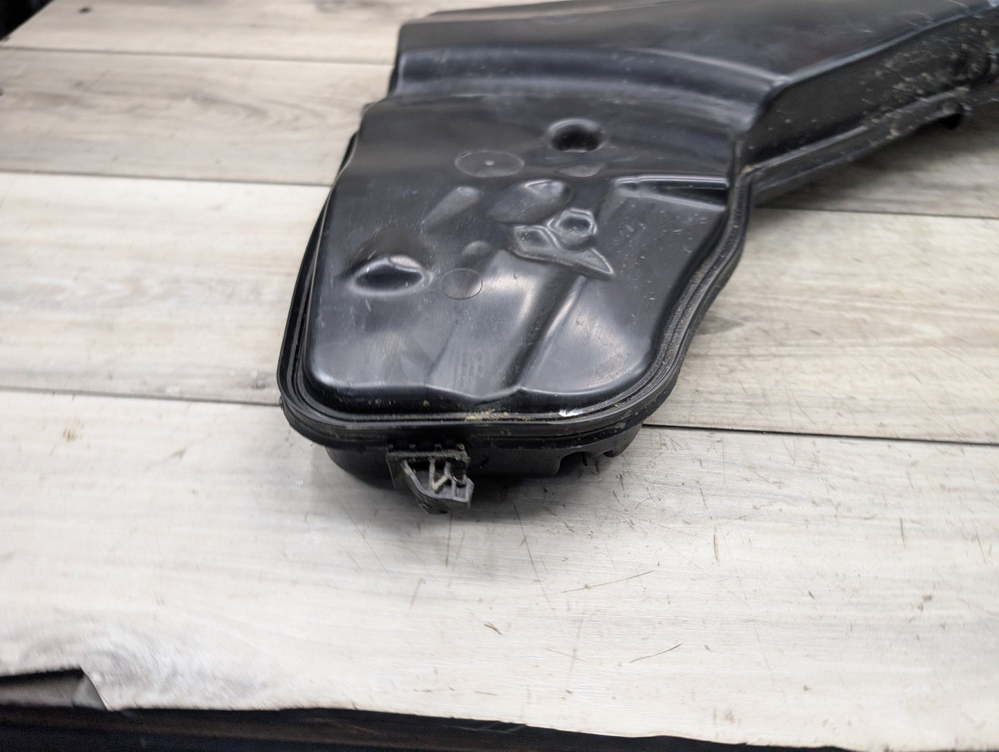 OEM BMW F97 F97 X3 X4 X3M X4M Windshield Wipe Washer Bottle Tank Reservoir