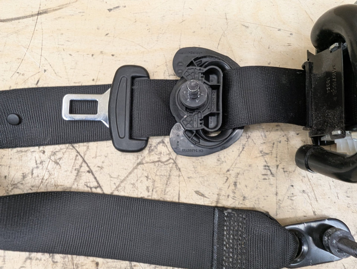 19-25 OEM BMW F95 G05 X5 X5M REAR Left Driver 2nd Row Seat Belt Retractor
