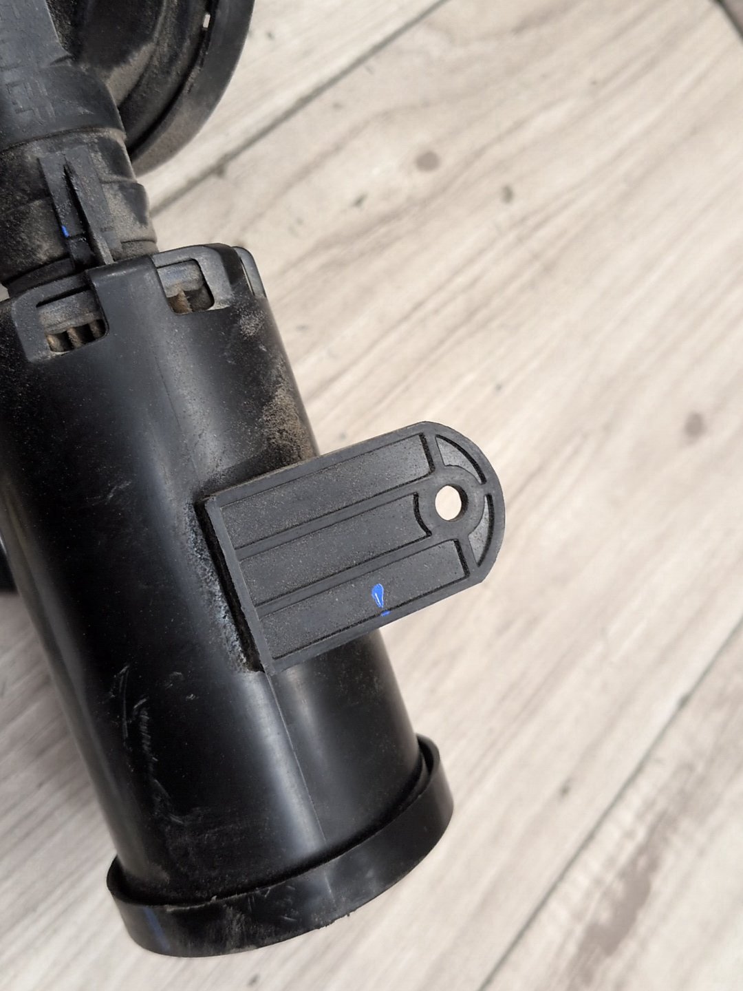 2018-2024 BMW X3 G01 Fuel Vapor Charcoal Canister 7459688
