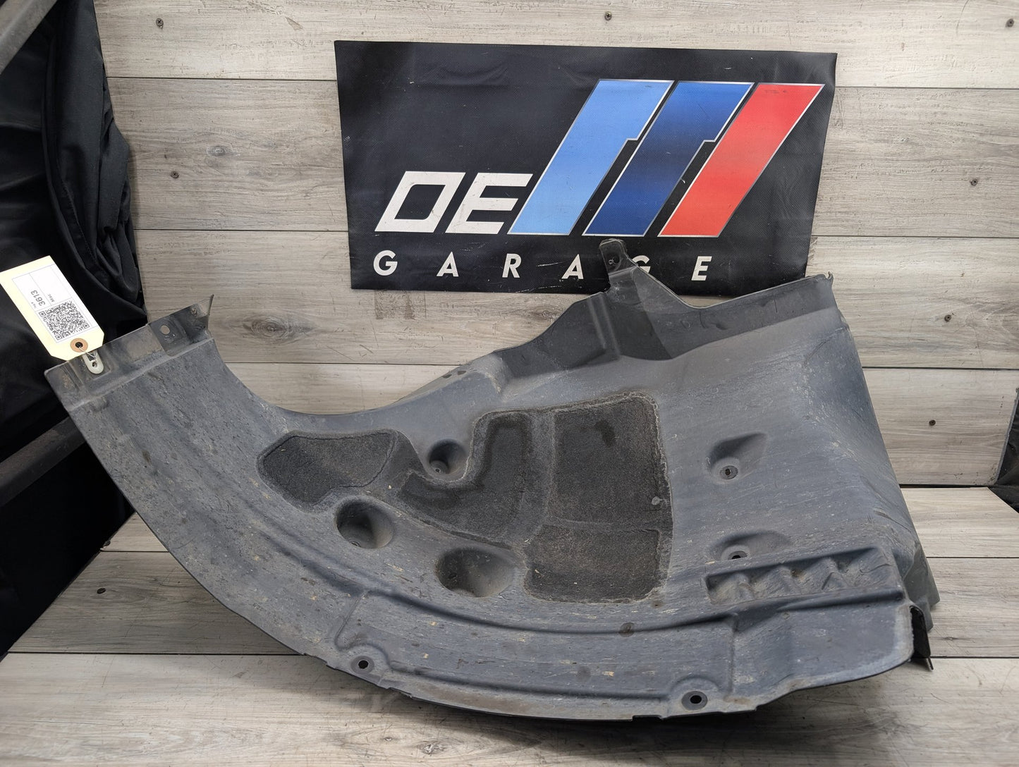 2019-2026 BMW X5 G05 Front Right Passenger Wheel Fender Liner Splash Guard 7424908