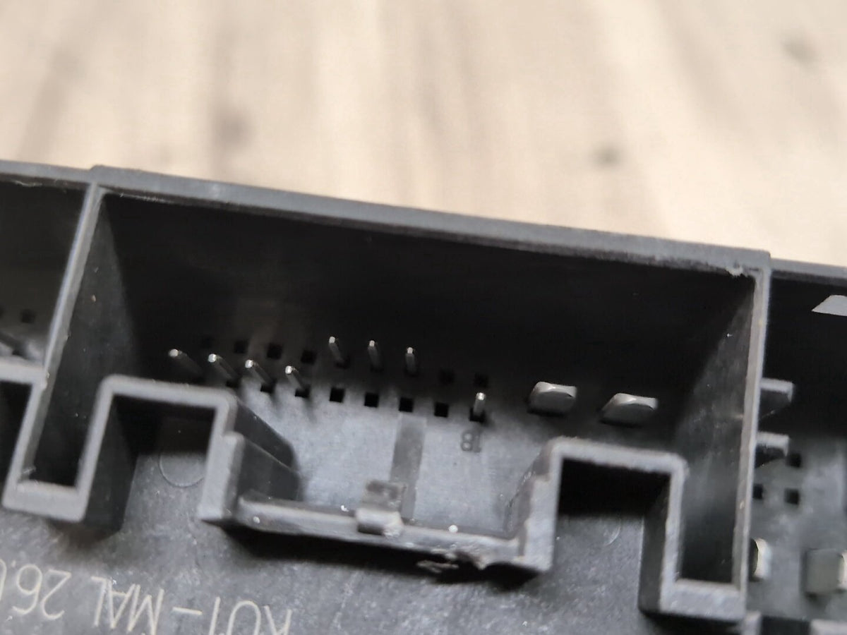 10-13 OEM AUDI A4 S4 Rear Left or Right Window Control Module