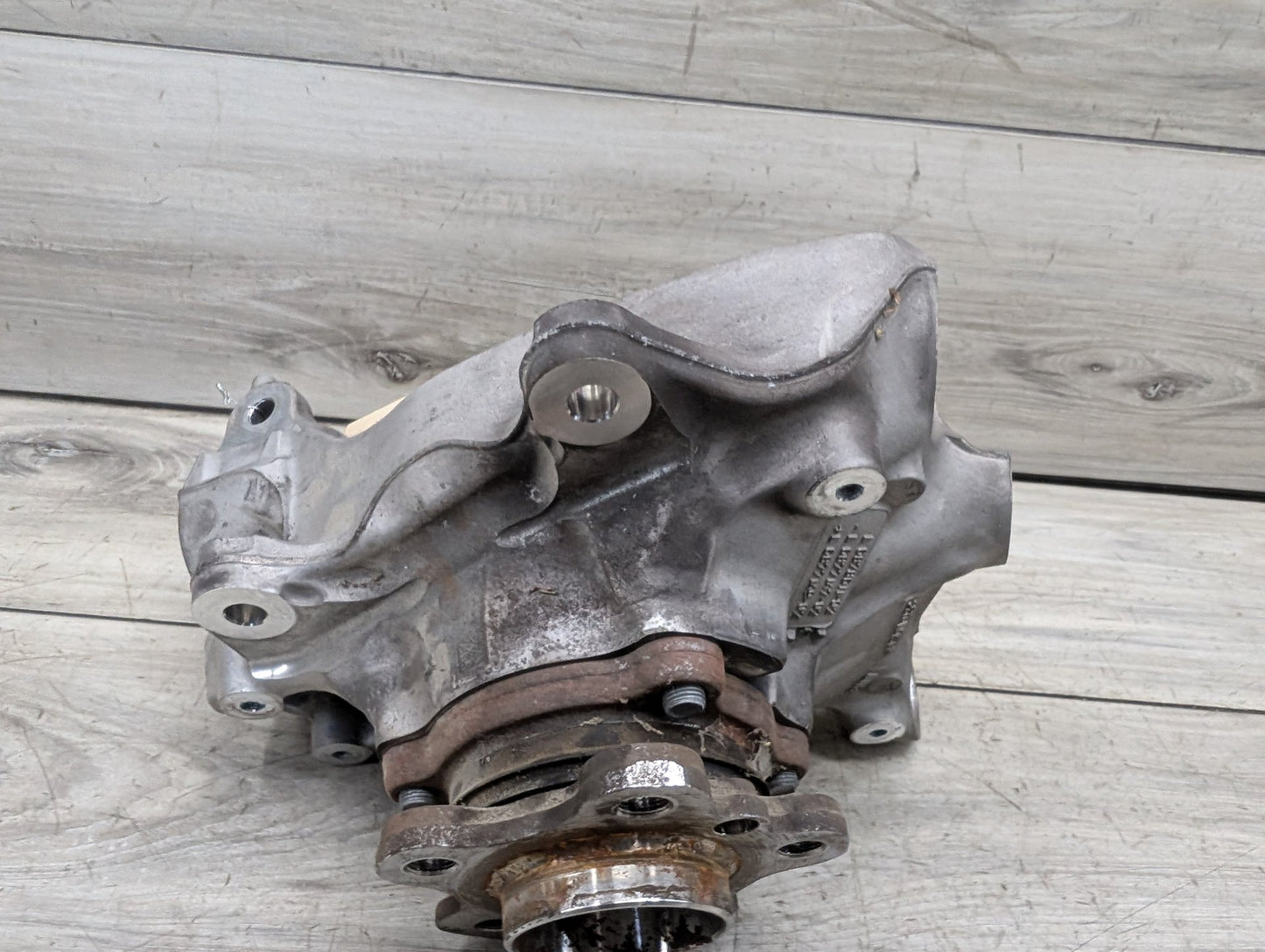 2021-2026 BMW 430i G22 Front Left Driver Spindle Knuckle w/ Bearing 6877147