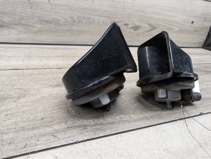 2011-2016 BMW 535i F10 Alarm Horns SET 7279781
