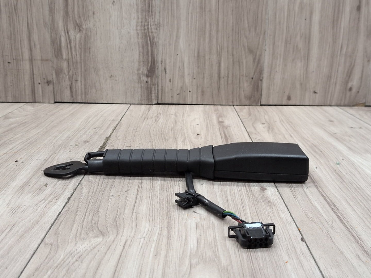 2008-2017 Audi S5 8T Front Right Passenger Seatbelt Seat Belt Buckle 8K0857756C OEM