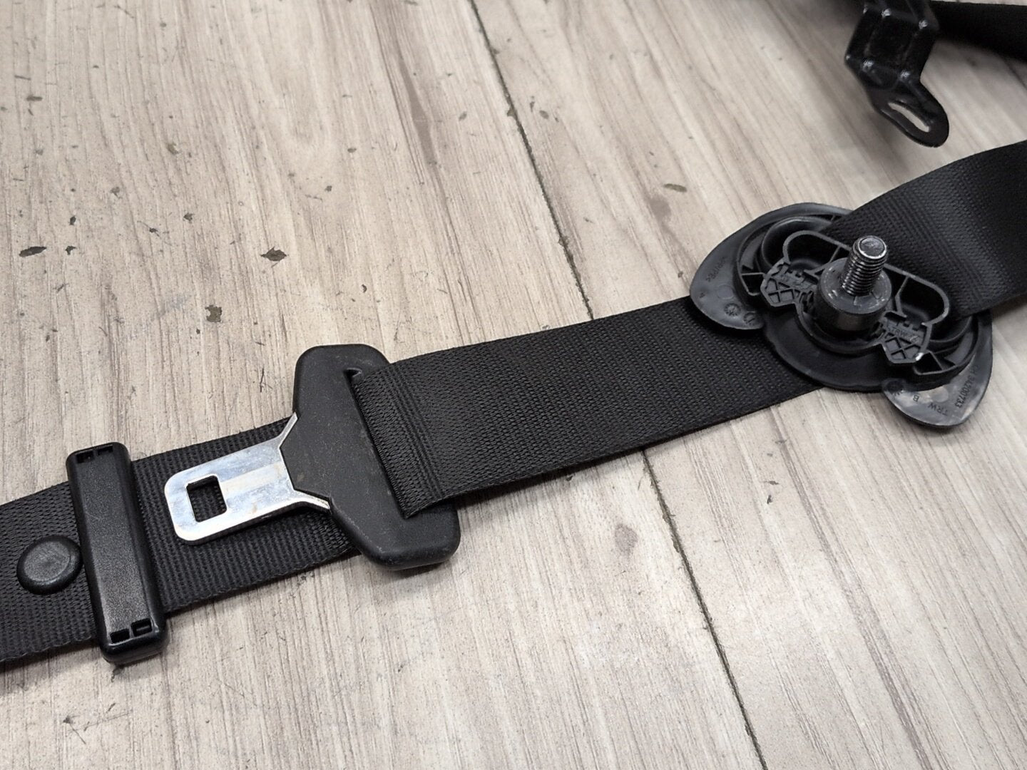 OEM BMW F97 F98 G01 G02 X3 X4 X3M Front Left Driver Seatbelt Seat Belt Retractor