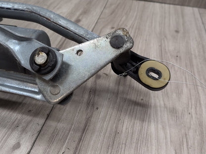 2013 - 2017 Audi S5 8T Front Windshield Wiper Motor 8T1955119D CTUB