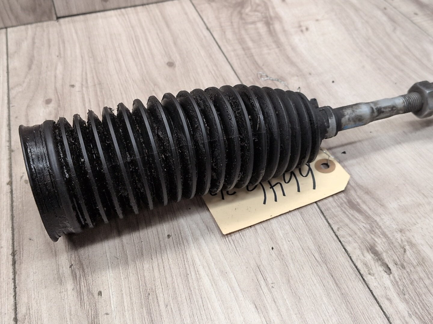 2007-2013 BMW X5 E70 Left Right Tie Rod W/ Boot SET 6793496