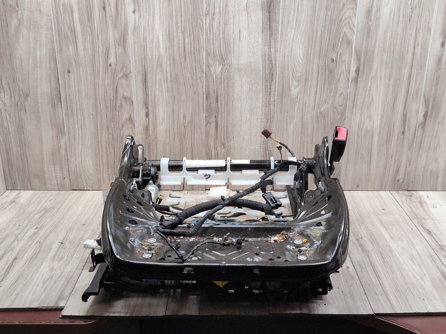 OEM BMW F97 G01 G02 G20 G26 X3 Front Right Passenger Lower Seat Frame w/ Motors