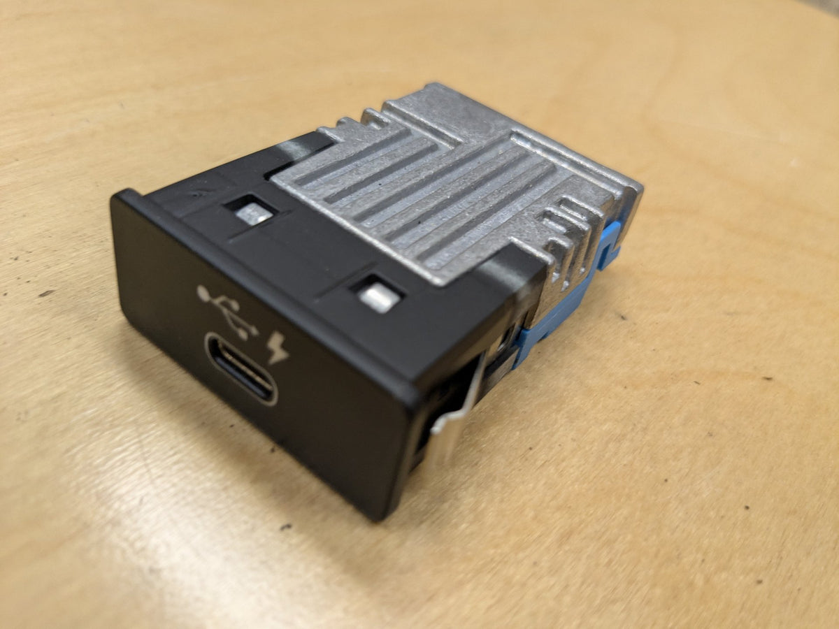OEM BMW F44 F48 F97 G01 G05 G12 G20 G30 G80 USB Dual Type C Charger Port Socket