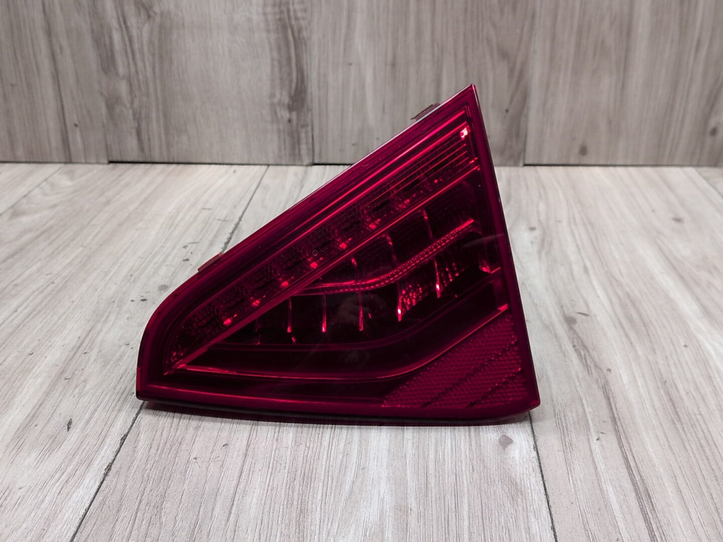 2013 - 2017 Audi S5 8T Rear Left Driver Inner Tail Light 8T0945094 CTUB