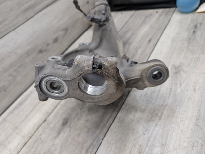 2008 - 2017 Audi S5 8T Front Left Driver Spindle Knuckle w/ Bearing 4G0407241D