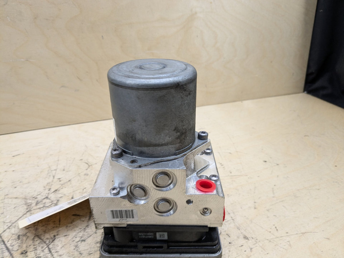 2016-2019 BMW 740i G12 ABS Pump Module 6886388 OEM