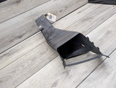 2007-2013 BMW X5 E70 Left Driver Brake Air Duct 7222877 OEM