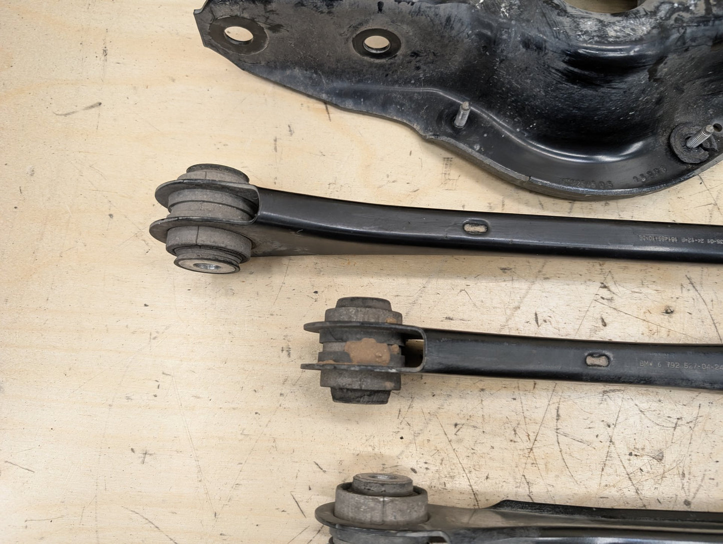 2012-2018 BMW 328i F30 Rear Left Driver Control Arms SET 6792541